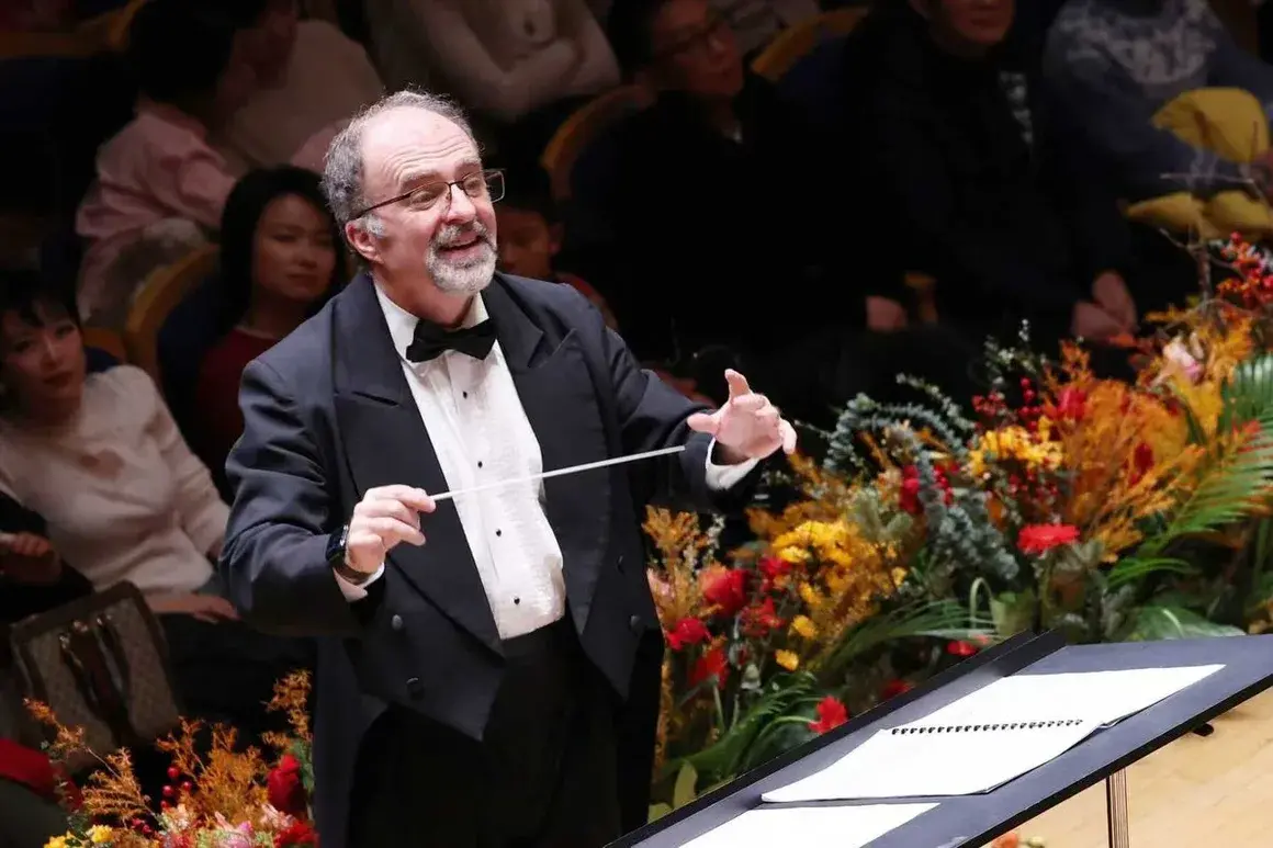 Кой е Найден Тодоров - служебен министър на културата