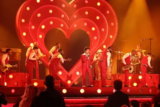 Да видиш GRAMMY отвътре, да дишаш въздуха на звездите и да пишеш с тях дух на времето - Анита Бошнакова и нейния безценен подарък