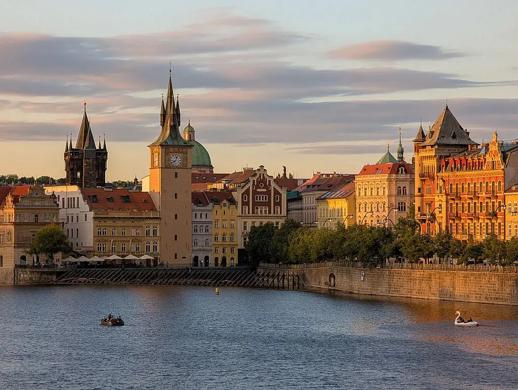 "България еър" обяви пролетни промоции за полети до 18 дестинации в Европа и Близкия Изток