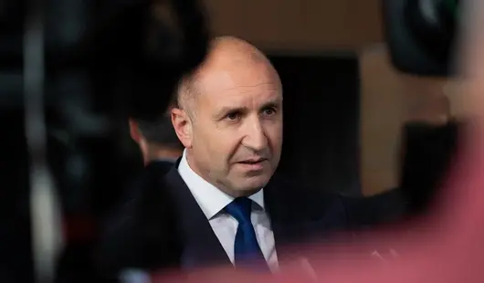 Румен Радев нарочи "сглобката" за служебния кабинет и се закани да ѝ търси сметка