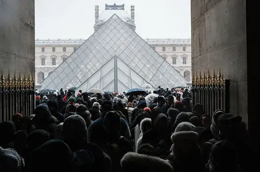 Ръководството на Лувъра след разкритата измама с билети: Злоупотребите са статистически неизбежни
