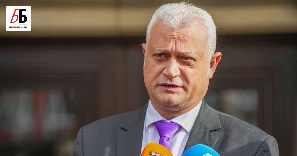 ​​​​​​Министърът на вътрешните работи Емил Дечев обяви аргументите, с които