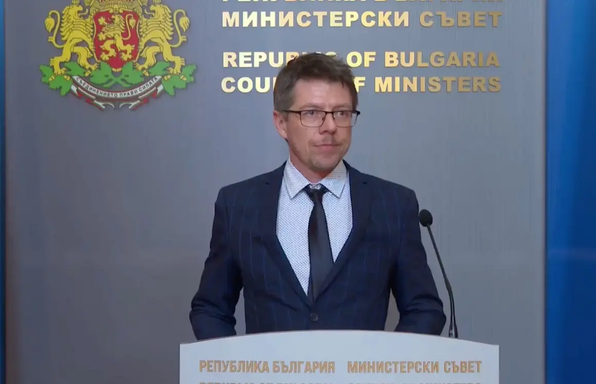 Стоил Цицелков подава оставка като вицепремиер за честни избори