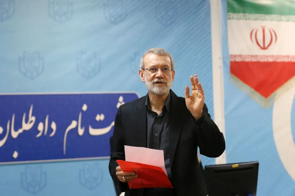 Израел обяви убийството на шефа на сигурността на Иран Лариджани. В профила му се появи ръкописна бележка