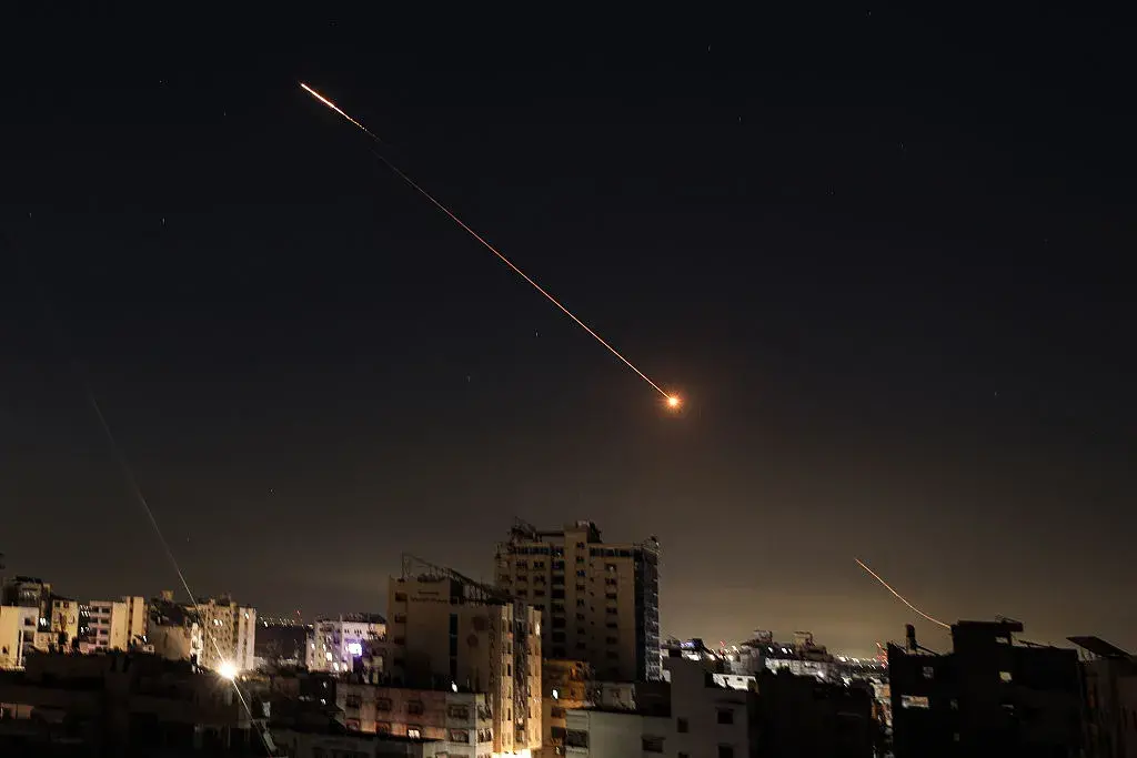 Арабските държави предупредиха Иран, че ще отговорят на атаките