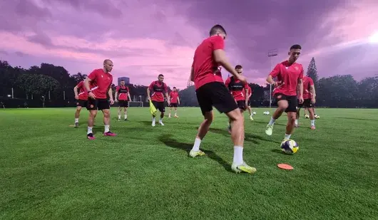 България вкара 10 гола в екзотичния мач със Соломонови острови 