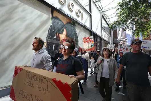 САЩ се готвят за най-масовите протести "Без крале"