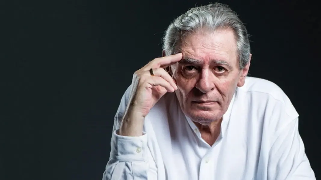 Почина поетът и музикант Михаил Белчев