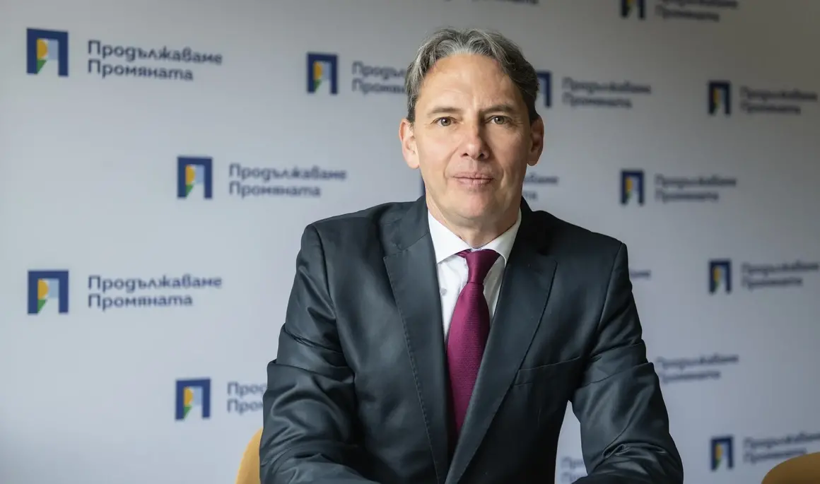 Васил Пандов, ППДБ: Над 1,5 млрд. евро доплащат пациентите на годишна база за лечение, въпреки парите в Касата