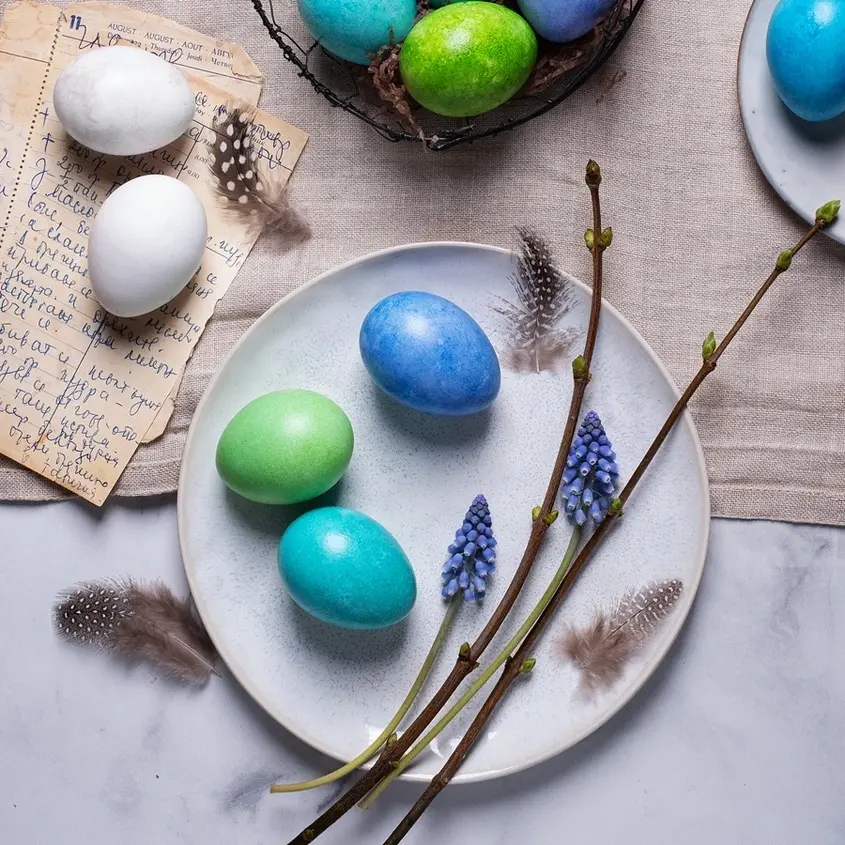 Боядисване яйца Dr. Oetker