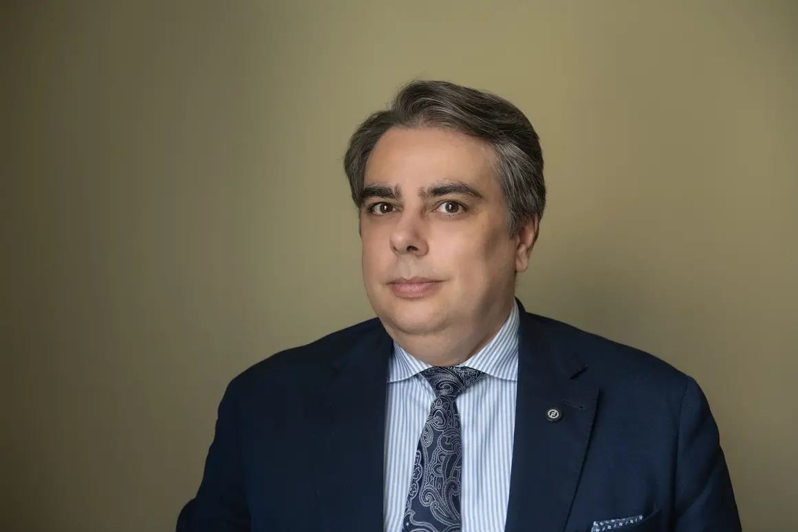 Асен Василев става депутат от Пловдив: "Не е моя работа да избирам между кандидат на ДБ и ДСБ"