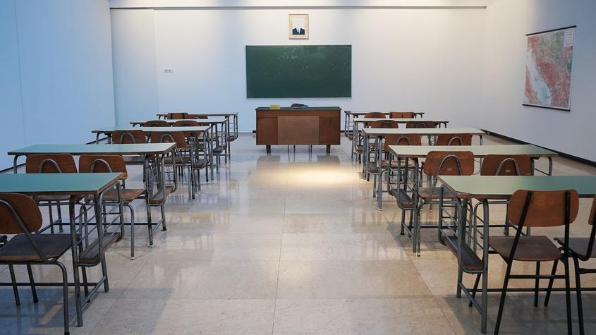 4 на 1000 училищни паралелки в България са под карантина