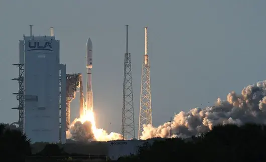 Amazon купува сателитен оператор за близо 12 милиарда долара, в опит да настигне Starlink на Мъск