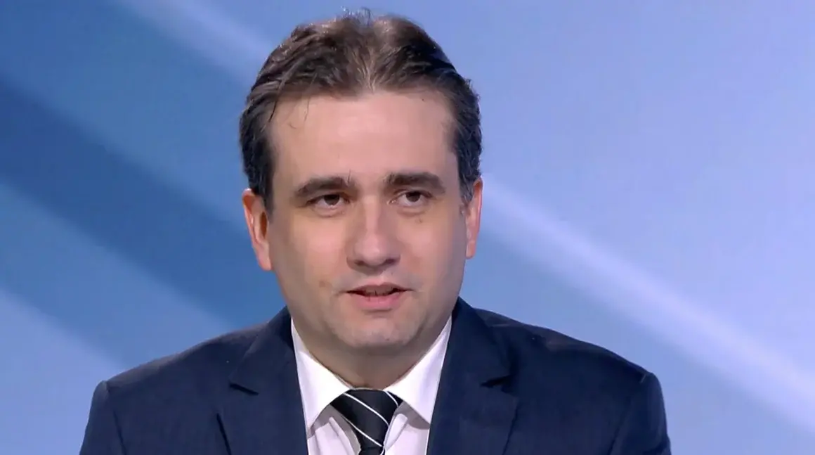Божидар Божанов: Ще подкрепим смяната на състава на Висшия съдебен съвет