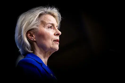  ЕС наложи мащабен пакет от санкции срещу Русия и окончателното одобри заема от 90 млрд. евро за Украйна