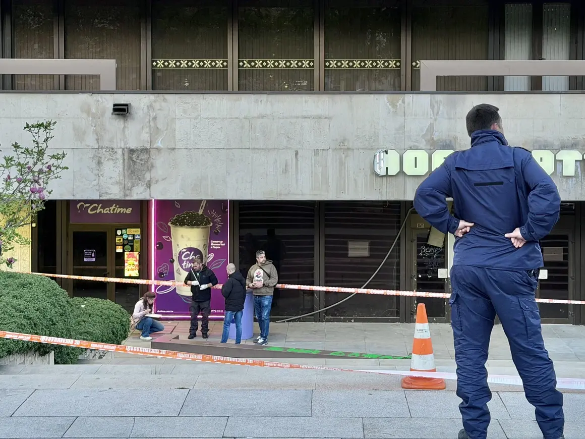 Момче на 14 г. е в кома след падане от тераса на НДК