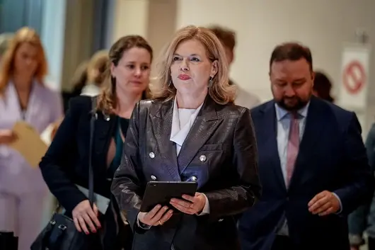 Руски фишинг атаки през Signal "пробиха" телефоните на политици в Германия