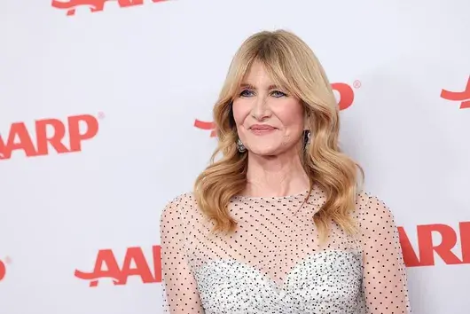 Лора Дърн влиза в „Белият лотос“ след отпадането на Хелена Бонъм Картър