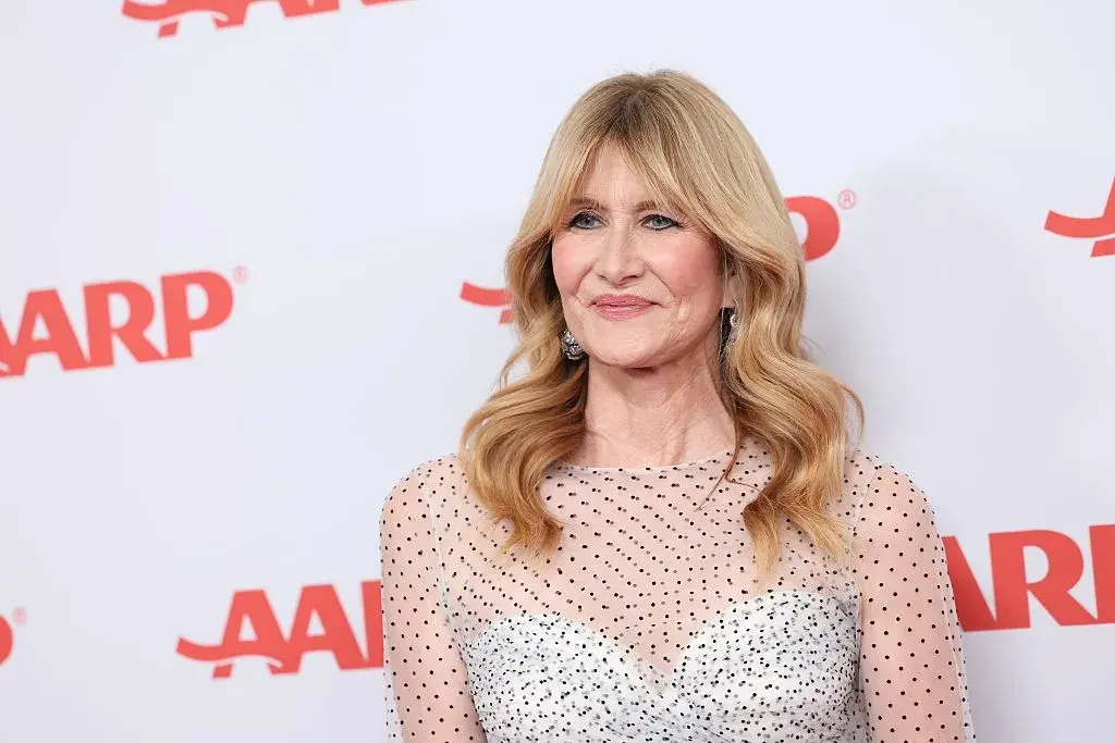 Лора Дърн влиза в „Белият лотос“ след отпадането на Хелена Бонъм Картър