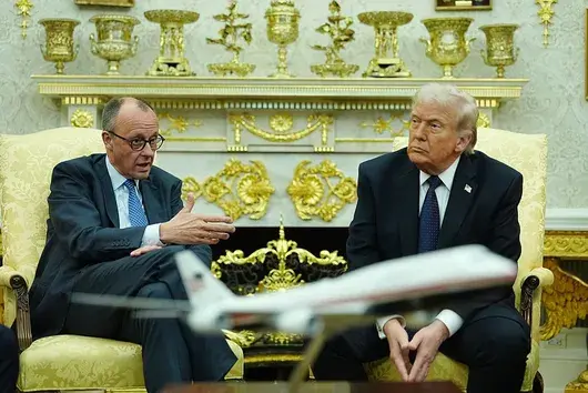 Тръмп отново атакува Мерц, след като заяви, че САЩ може да намалят войските си в Германия