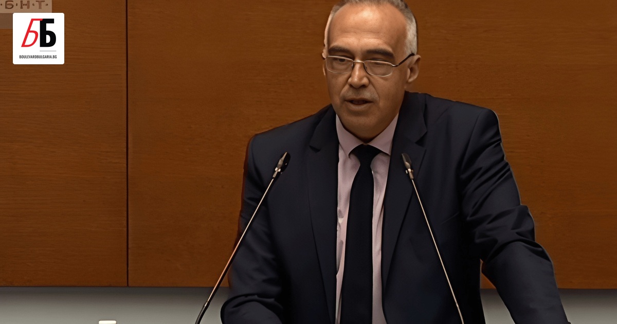 Партията на Румен Радев не отстъпва от намерението си да