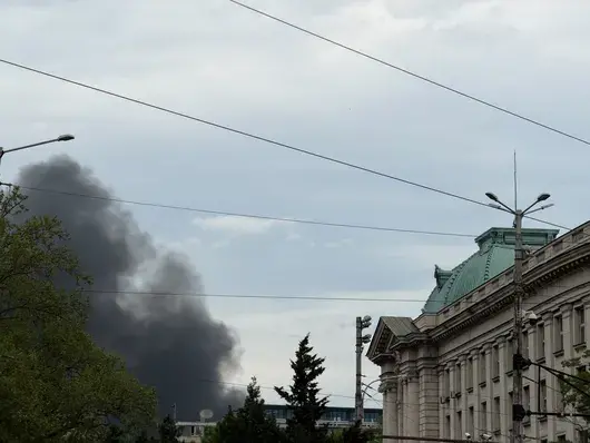 Пожар избухна в склад за масло в столичния квартал „Хаджи Димитър“