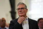 Киър Стармър отказва да подаде оставка въпреки натиска от собствената му партия