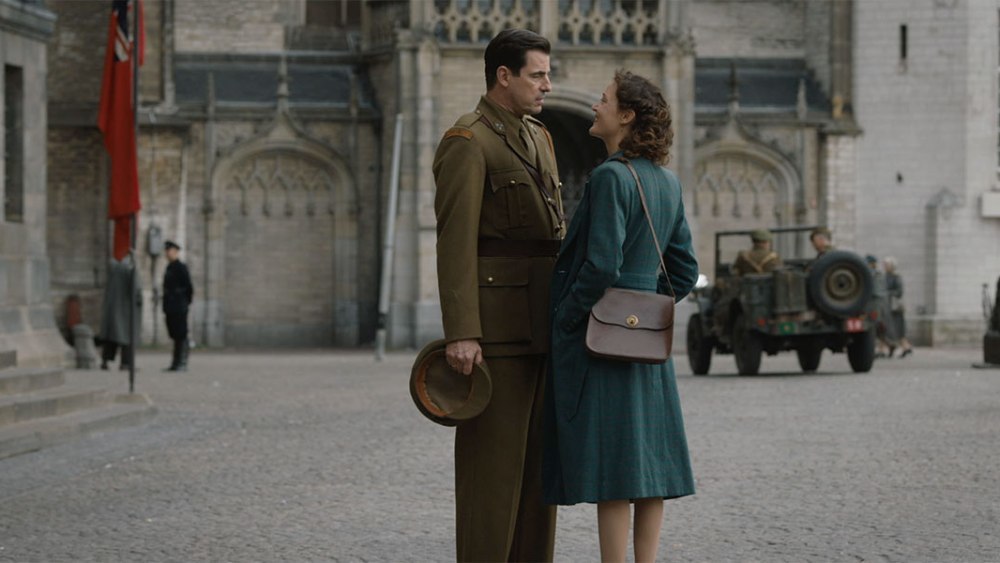 <br><br>
Последният Вермеер / The Last Vermeer (2019)
<br><br>
По книгата „Човекът, който имитира Вермеер“ от Джонатан Лопес
<br><br>
В ролите: Даан Ауфенакер, Клаес Банг, Гай Пиърс, Оливия Грант и др.
<br><br>
Една забравена история по действителния случай: чието действие се развива непосредствено след Втората световна война, а художникът Хан ван Мегерен е заподозрян, че е продал ценна картина на нацистите. Въпреки неоспоримите доказателства, капитан Джоузеф Пилър е убеден в невинността на заподозрения и се озовава в трудното положение да се бори за живота на колоритен човек с мистериозно минало.