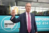 Дарение от 5 млн. паунда за охрана може да коства поста на Найджъл Фараж