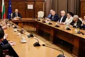 Абровски основа Клуб на бившите министри с Георги Тахов и Мирослав Найденов 