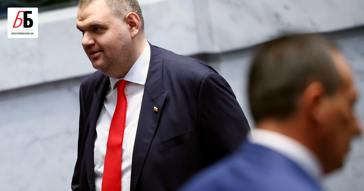 Председателят на ДПС Делян Пеевски отрече слуховете, че има намерение