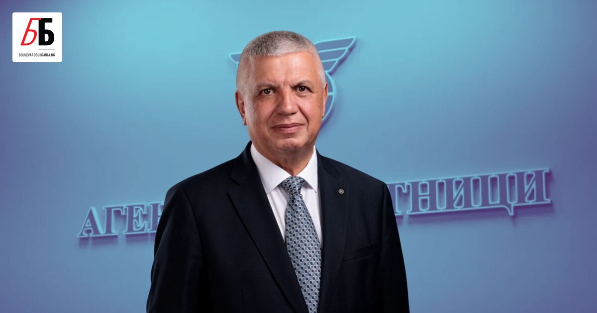 Министърът на финансите Гълъб Донев е сменил директора на Агенция