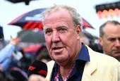 Бившият водещ на Top Gear Джеръми Кларксън се бори с „агресивен“ рак на простатата