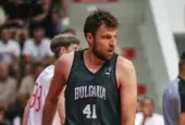Везенков се завърна в националния отбор и поведе България към разгром