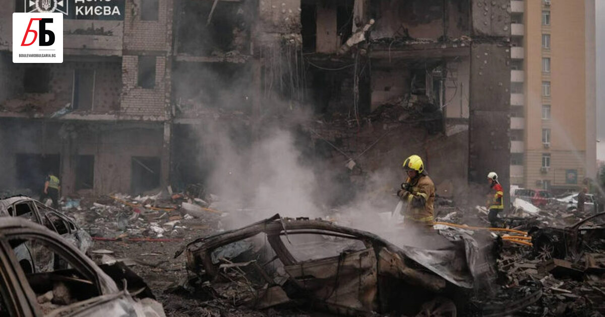 Най-малко 11 души са загинали, а 48 са ранени, сред