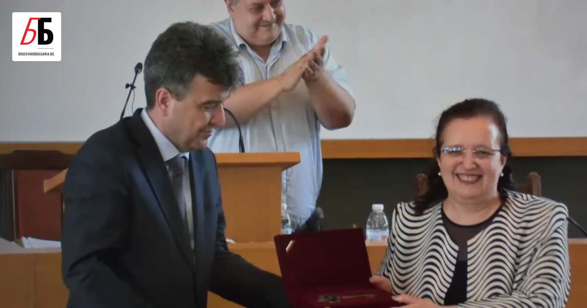 Професор Елиза Стефанова е новият ректор на Софийския университет Св.
