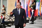 Радев вади България от Коалицията на желаещите въпреки поканата от Макрон