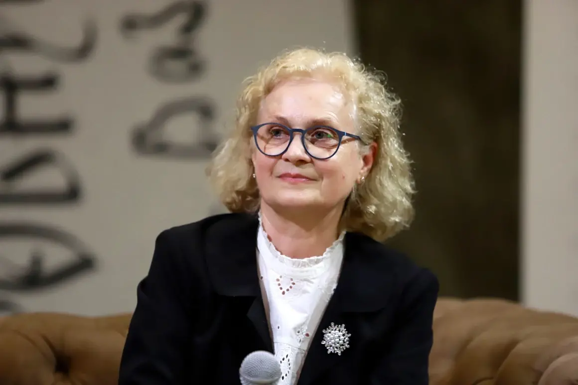 Жанина Драгостинова и "Моята булчинска рокля": Една книга, която уцели времето си