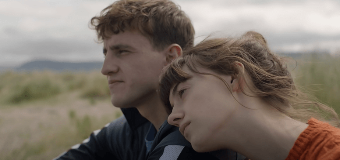 <br><br>
Крис Мънди - създател на Ozark
<br><br>
<b>Сериал на 2020: Normal People (Hulu, HBO)</b>
<br><br>
"Normal People беше сериал, който познаваше себе си невероятно добре. Бях чел книгата и се чудих как изобщо са успели да я предадат на екран - огромна част от нея се случва в главите на героите. Едновременно с това сериалът успява да бъде емоционален и разтърсващ заради огромното си доверие в актьорите и собственото си темпо. Фактът, че хората успяват да направят тази магия, със сигурност ми помогна да преживея 2020".