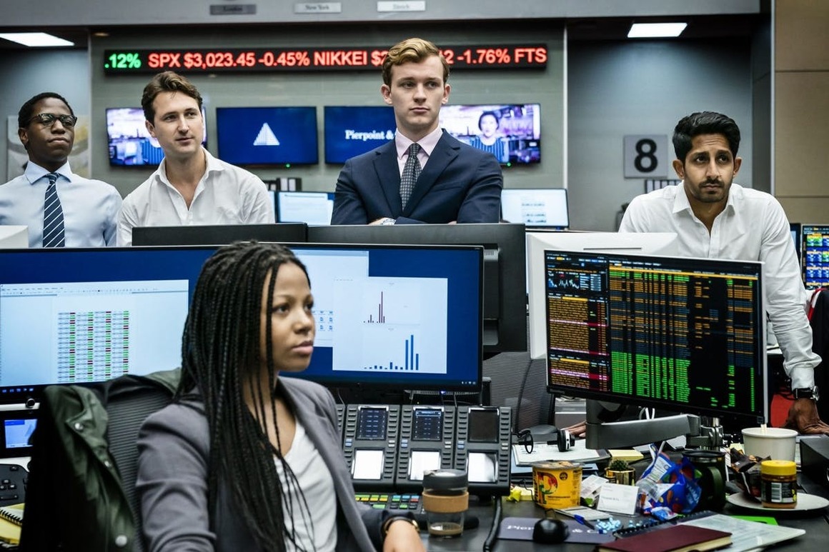 <p><strong>Industry - продължава</strong></p>
<p>Още едно доста силно предложение на HBO oт 2021 г. ще остане на екран и през следващата година. Сериалът проследяваше живота на няколко млади мъже и жени - стажанти във водеща инвестиционна банка в Лондон, които се бореха за постоянно място във фирмата. Амбициозни до смърт, всеки от героите имаше своята мотивация да се бори за мястото си на всяка цена, дори когато всичко наоколо се срива заради физическо претоварване, стрес от отговорността за милиони и интриги на най-високо ниво. В най-добрия случай можем да очакваме нови епизоди към края на 2021 г. </p>