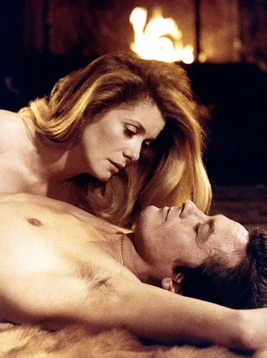 Ален Делон на 85: Жени, богатство и слава