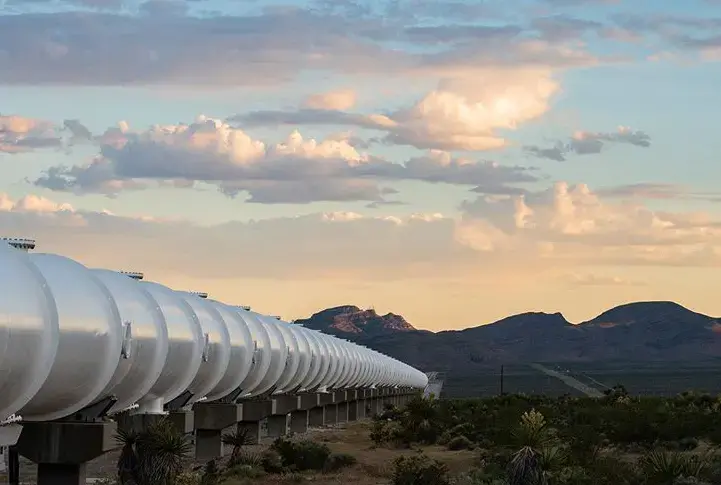Транспортът на бъдещето: Скоростната капсула на Virgin Hyperloop