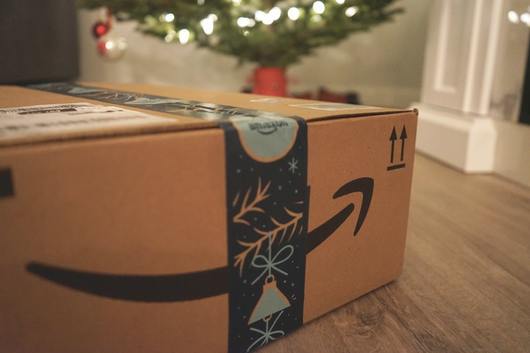 "Скъпи Дядо Коледа, не искаме Amazon": Франция бойкотира компанията на Безос