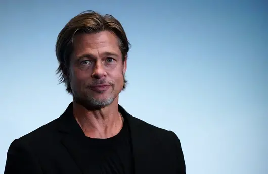 Благородната мисия на Брад Пит: Доброволец в разгара на пандемията 