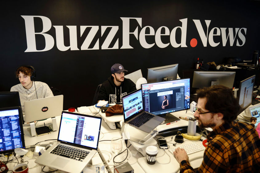 Важна сделка: BuzzFeed се добра до рекламната платформа на Verizon чрез придобиване на HuffPost