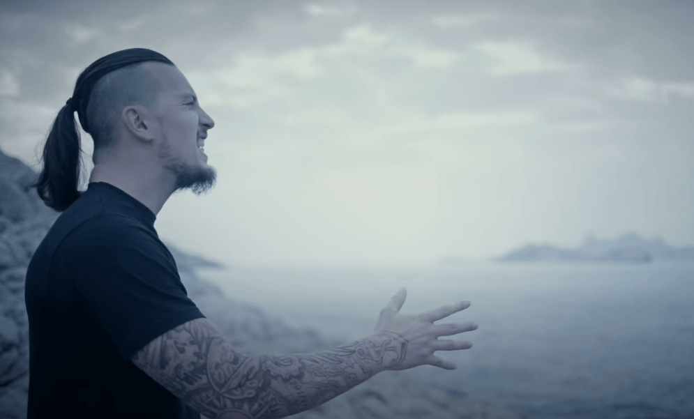 Dagoba <br><br>
Французите от Dagoba свирят още от 1997. Те са от Марсилия, а членовете на бандата в момента са Шоутър – вокал, Вертер – бас китара и беквокал, Никола Бастос – барабани и JL Ducroiset – китара. <br><br>
Най-известните им песни са „Stone Ocean“, „The Infinite Chase“ и „The Things Within“.