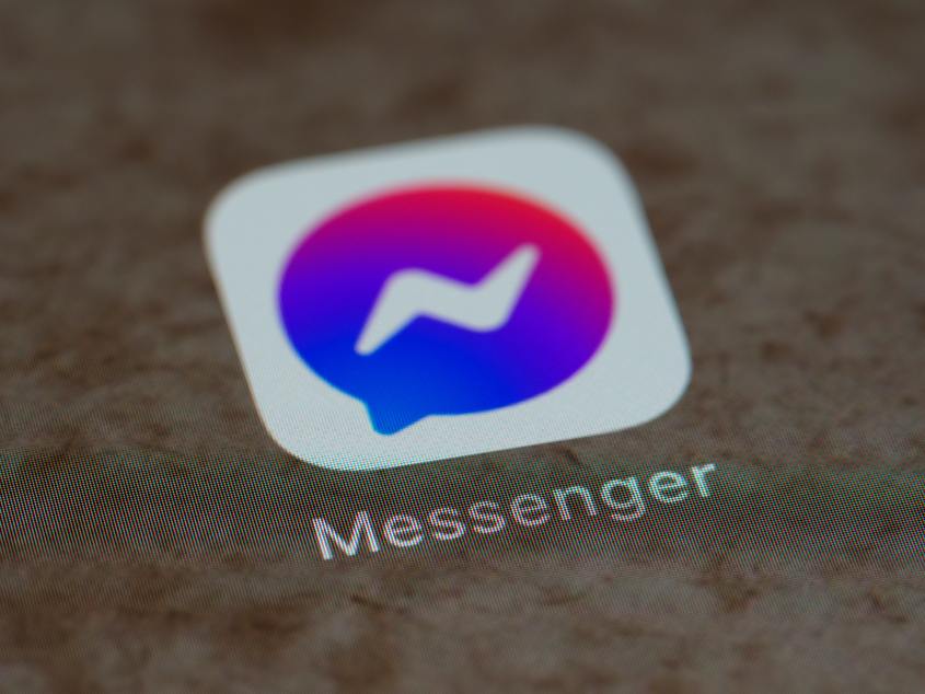 Без съобщения: Messenger се срина за часове, обяснение няма