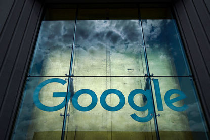 Проблем със сървърите на Google: Gmail и YouTube се сринаха за около час
