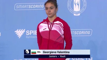 Спортният уикенд: Исторически медал за България в спортната гимнастика и рекорди в плуването